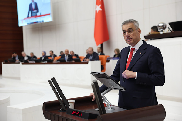 Memişoğlu, Şehitkamil Devlet Hastanesi OSB Ek Hizmet Binası'nın açılışını yaptı
