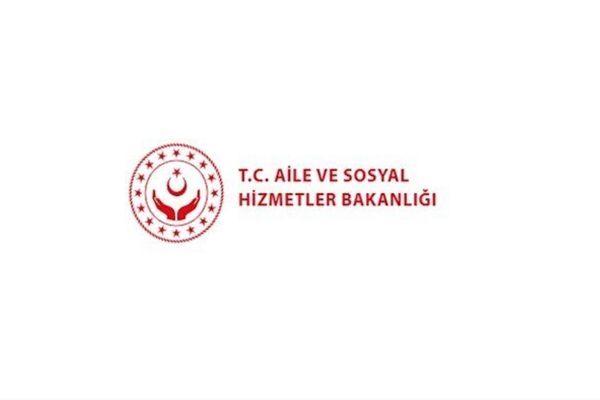 Bakanlıktan “bakıma muhtaç anne ve oğlu” açıklaması