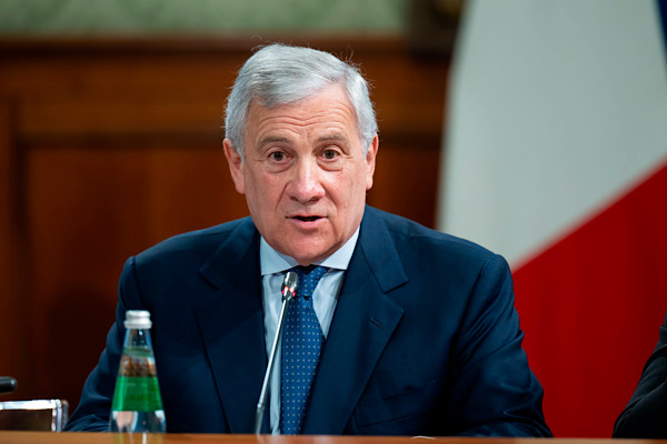Tajani: Uyuşturucu bağımlılığından kurtulma topluluklarının rolü güçlendirilecek