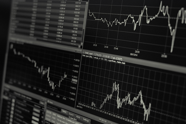 Brent Petrol ve altında yön arayışı sürüyor