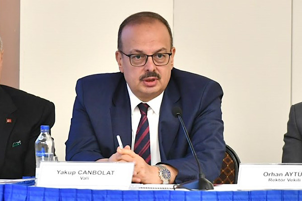 Canbolat, Gençlik ve Spor İl Müdürü Çekik ve beraberindeki heyeti kabul etti