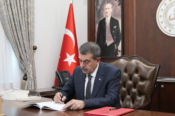 Bakan Tekin’den Şule Yüksel Şenler için anma mesajı