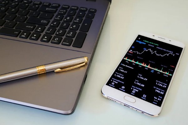 BIST 100’de yükseliş eğilimi teknik göstergelerle destekleniyor