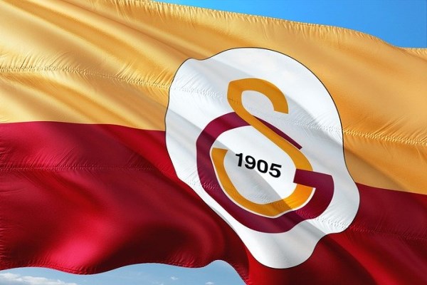 Galatasaray, Deniz Gül transferi için görüşmelere başladı
