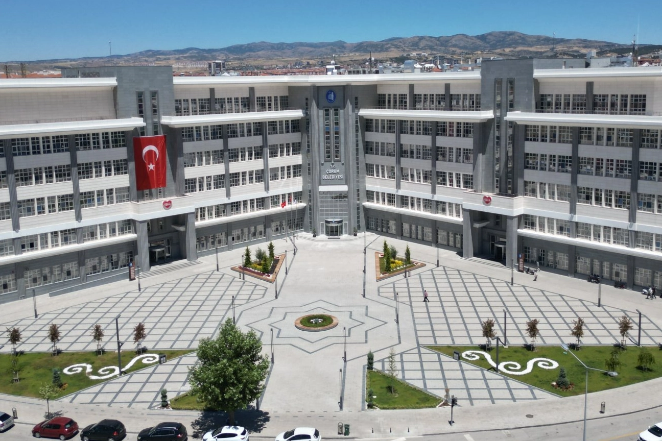 Çorum'da Belediyeden 7,7 Milyon Liralık Kırtasiye Desteği