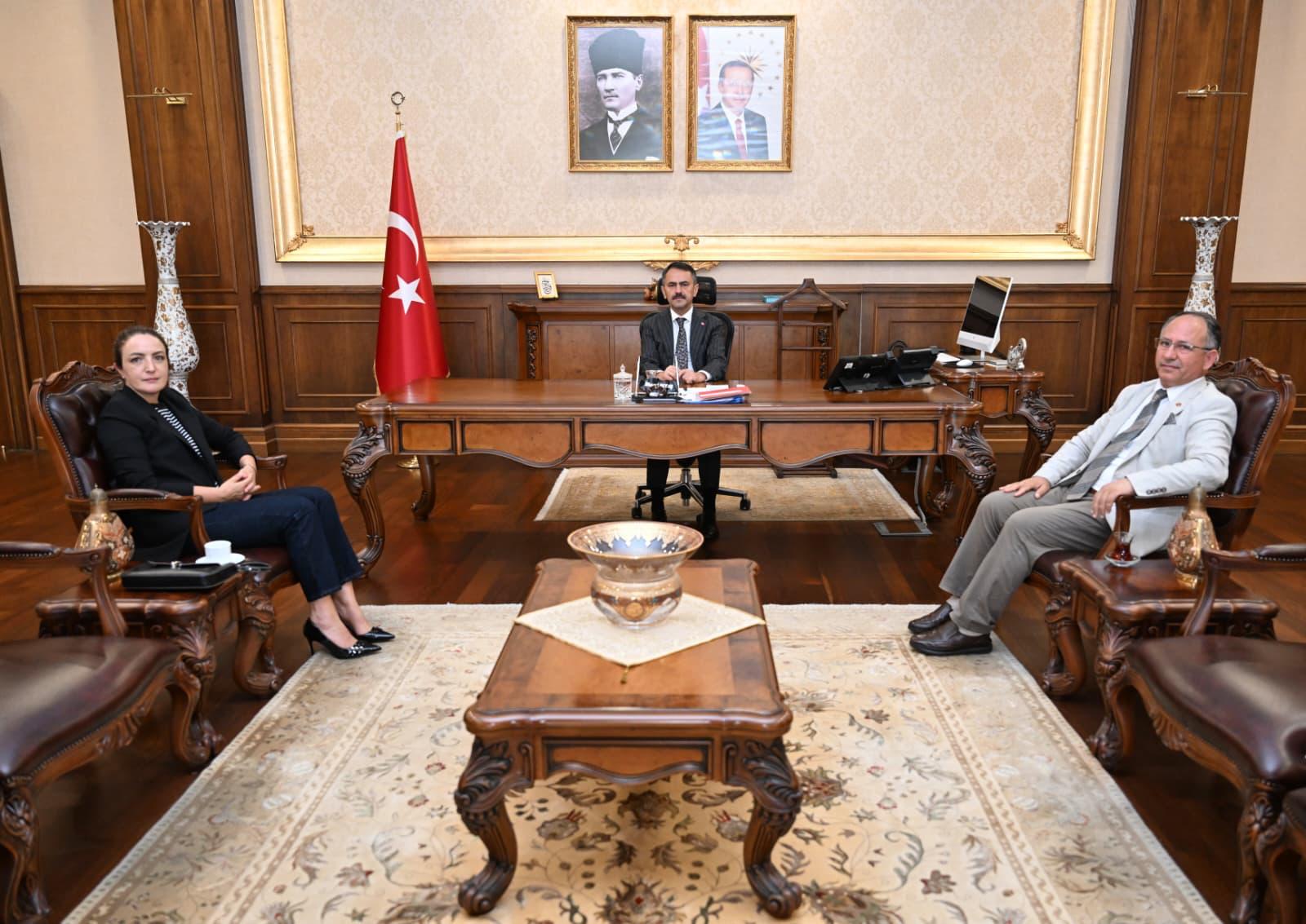 World Türk TV sahibi Erdağı, Kocaeli Valisi Aktaş’ı ziyaret etti
