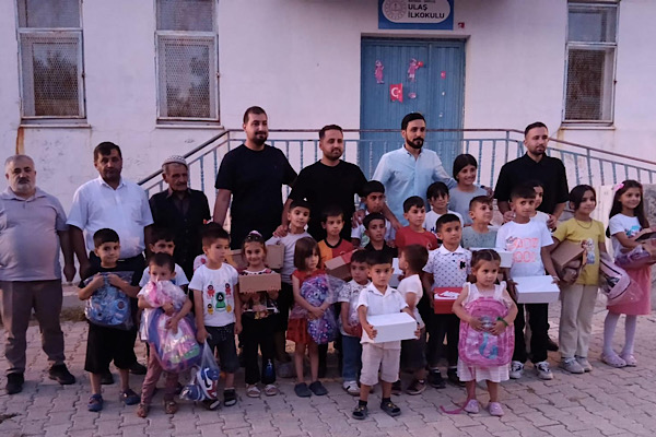 Gercüş'te ihtiyaç sahibi 40 öğrenciye eğitim desteği sağlandı