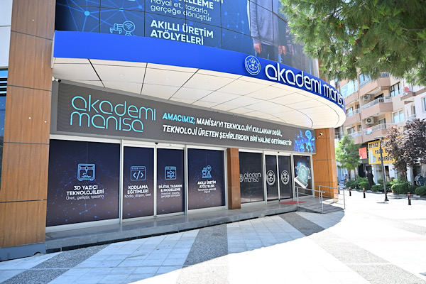 Manisa’da çocuk ve gençlere ücretsiz teknoloji eğitimleri başlıyor