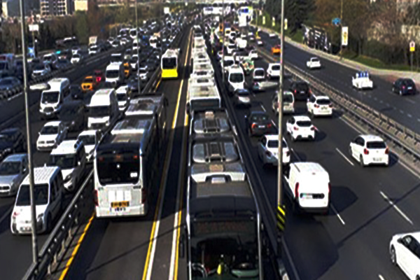 TÜİK: Ağustosta 171 bin 887 taşıt trafiğe kaydedildi